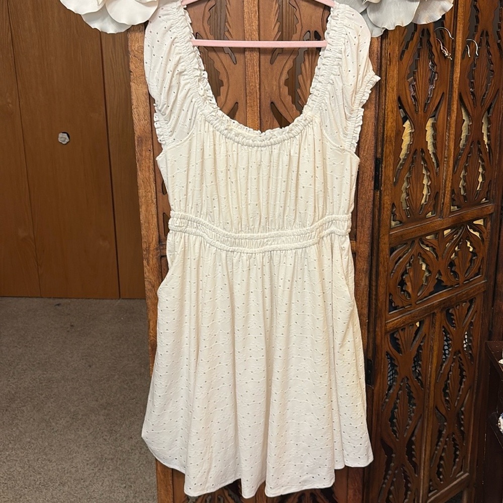 Women's Cream Eyelet Midi Dress - Comfortable Gathered Waist